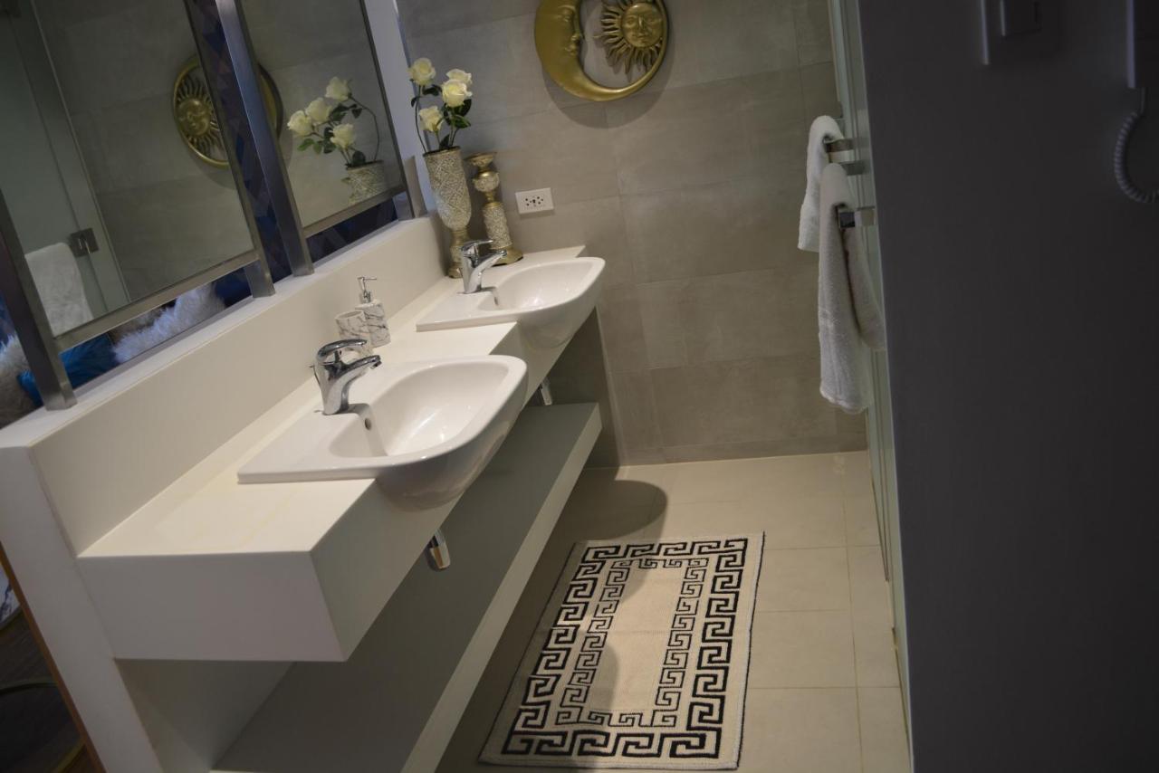 Luxxe Interior Design Condo - Novotel Residences At Acqua Private Residences Mandaluyong Luaran gambar