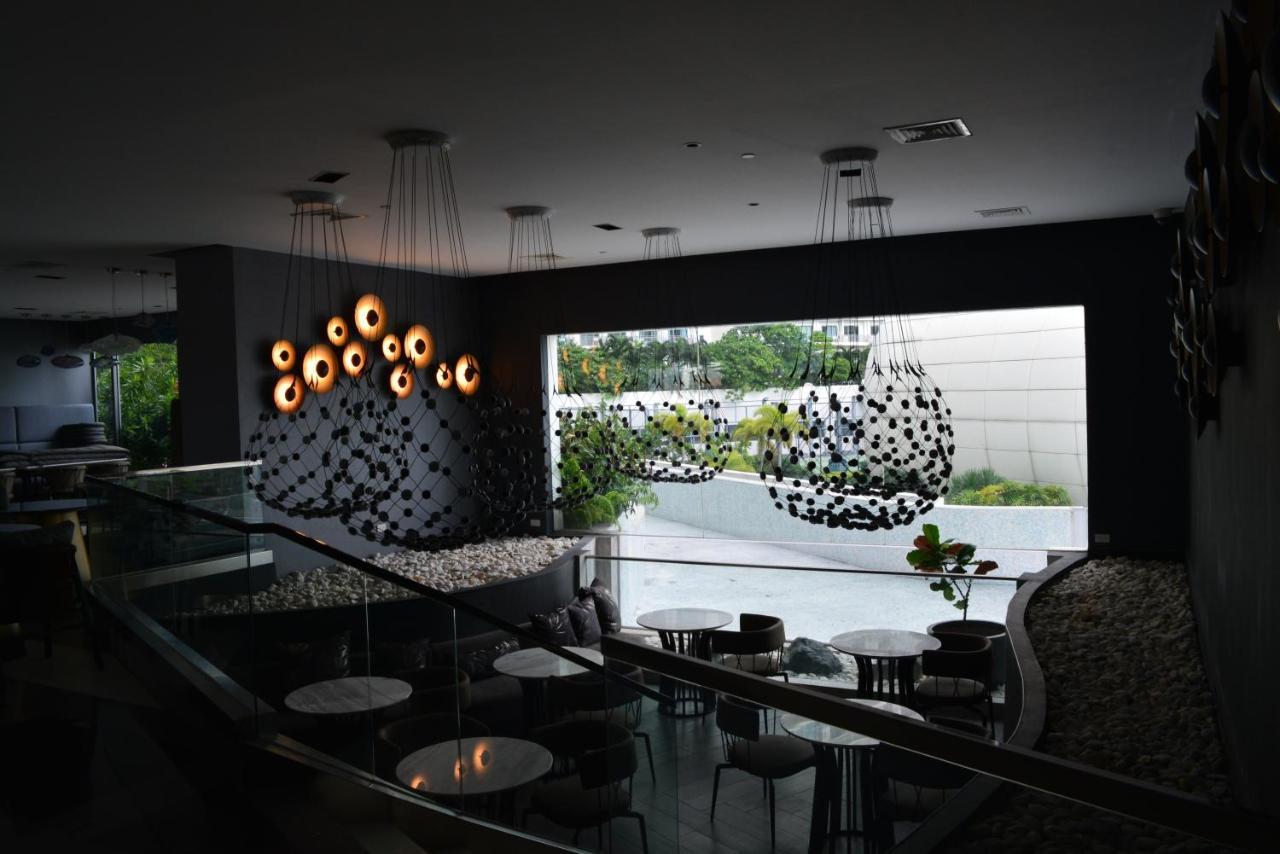 Luxxe Interior Design Condo - Novotel Residences At Acqua Private Residences Mandaluyong Luaran gambar